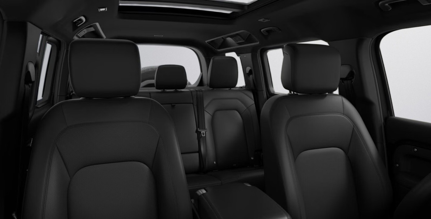 Land Rover Defender 110 D200 X-Dynamic SE (5)