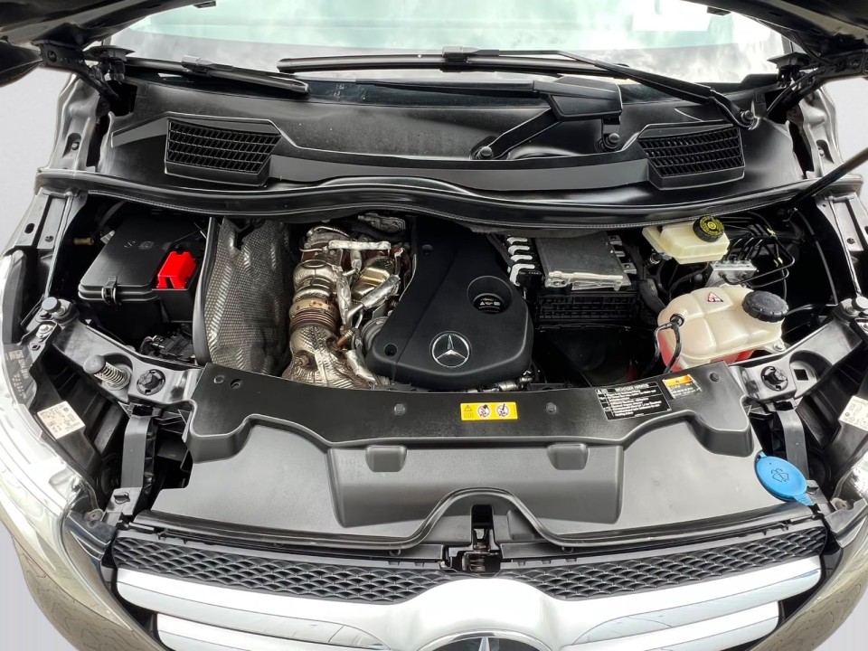 Mercedes-Benz V 250d Extralong - foto 31
