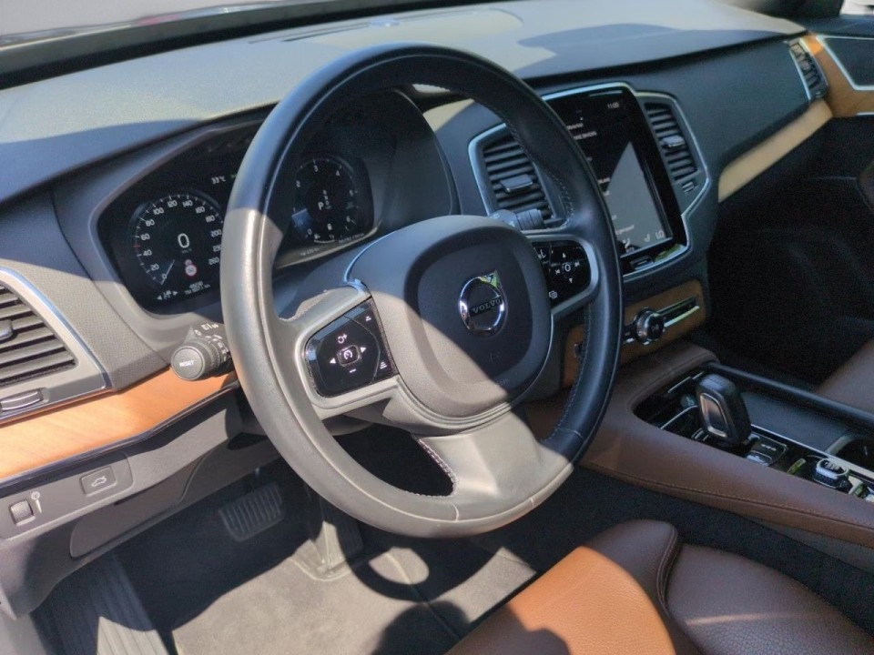 Volvo XC 90 B5 Momentum Pro - foto 11