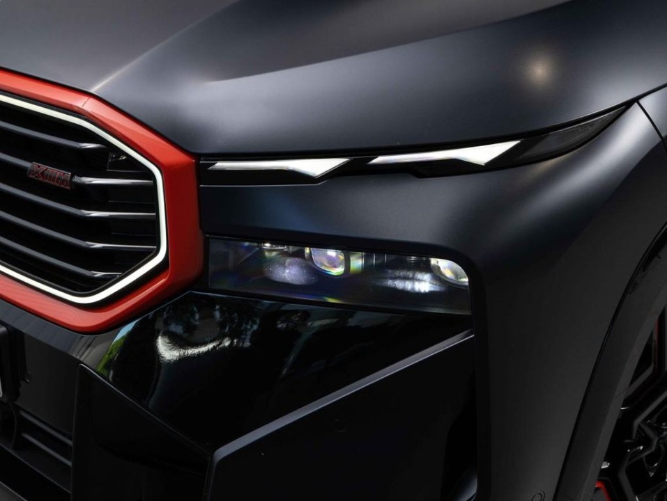 BMW XM - foto 19
