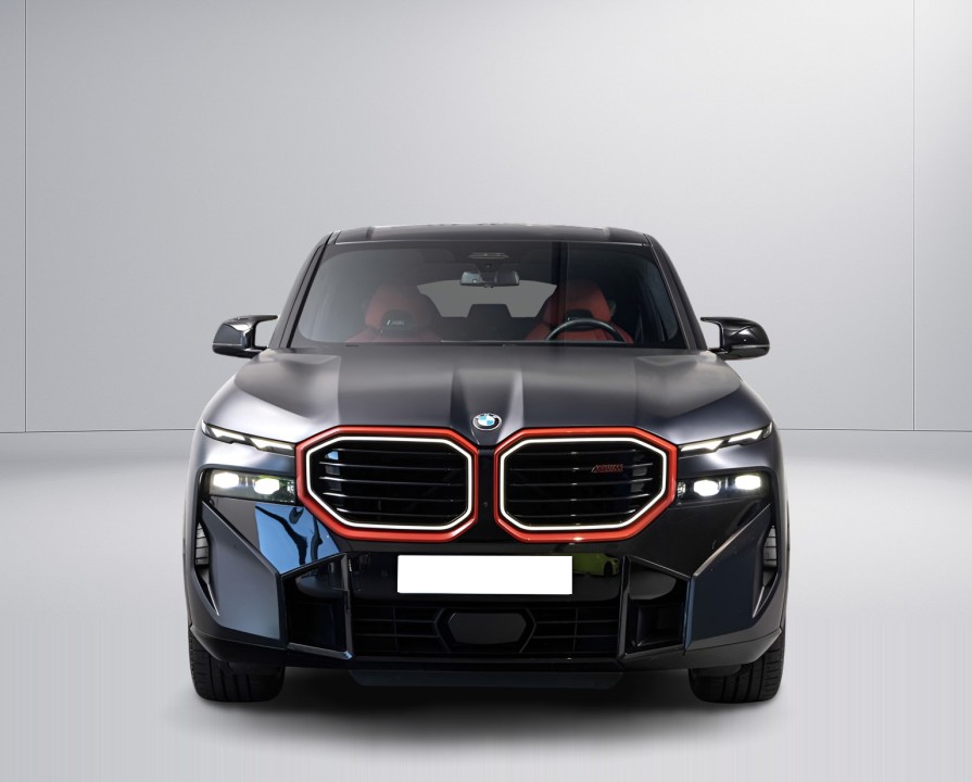 BMW XM (2)