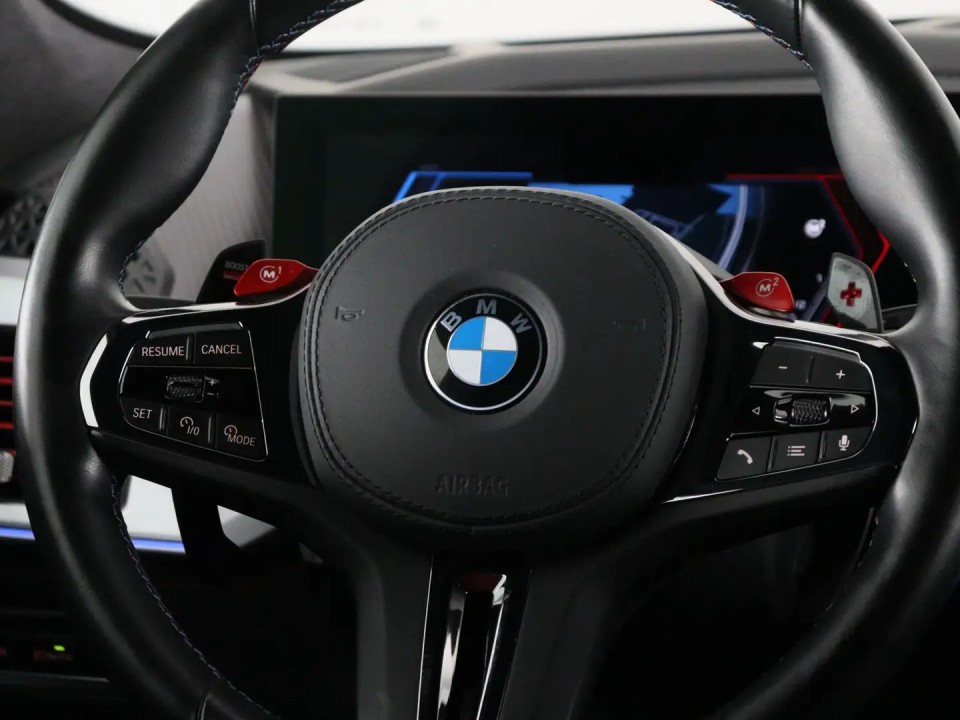 BMW XM - foto 11