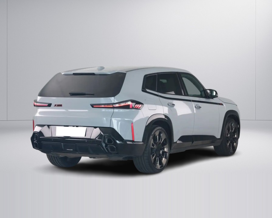 BMW XM (3)
