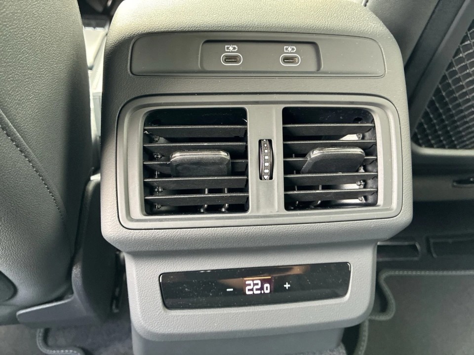 Audi Q5 40 TFSI Quattro - foto 22