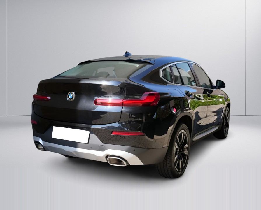 BMW X4 xDrive20i (3)