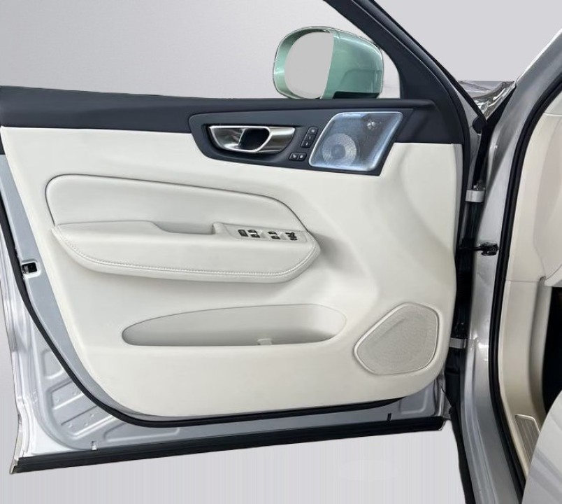 Volvo XC 60 T6 Ultra-Bright - foto 20