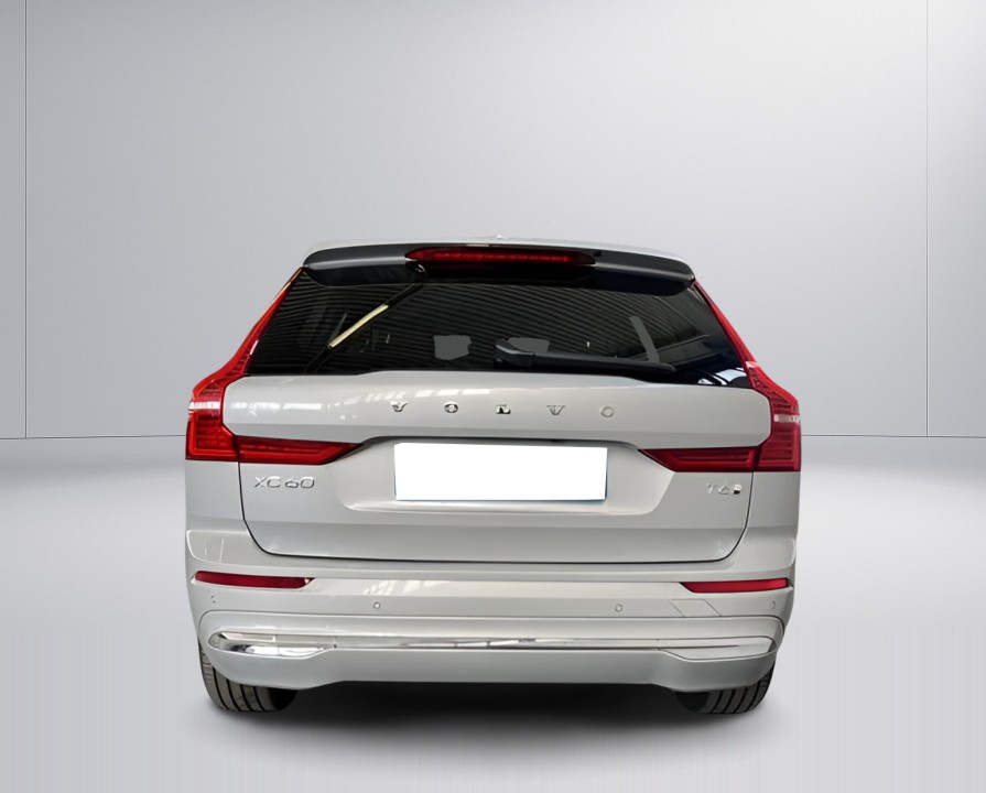 Volvo XC 60 T6 Ultra-Bright (4)