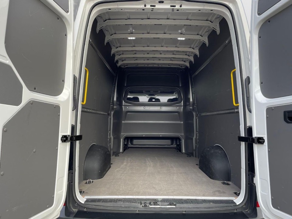 Volkswagen Crafter - foto 16