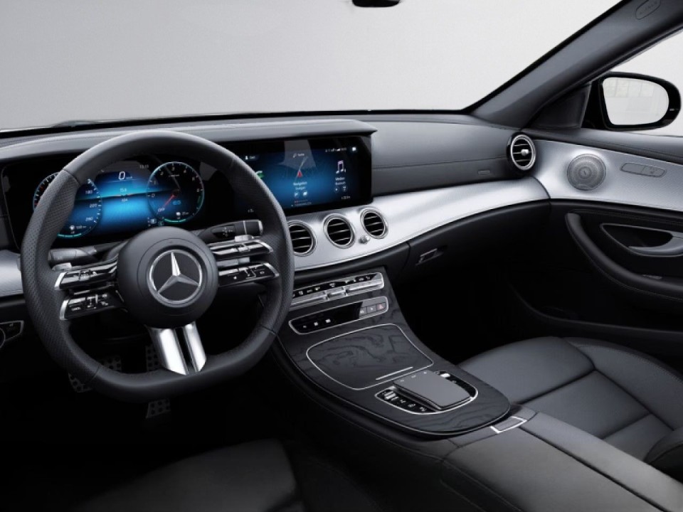 Mercedes-Benz E 300de - foto 14