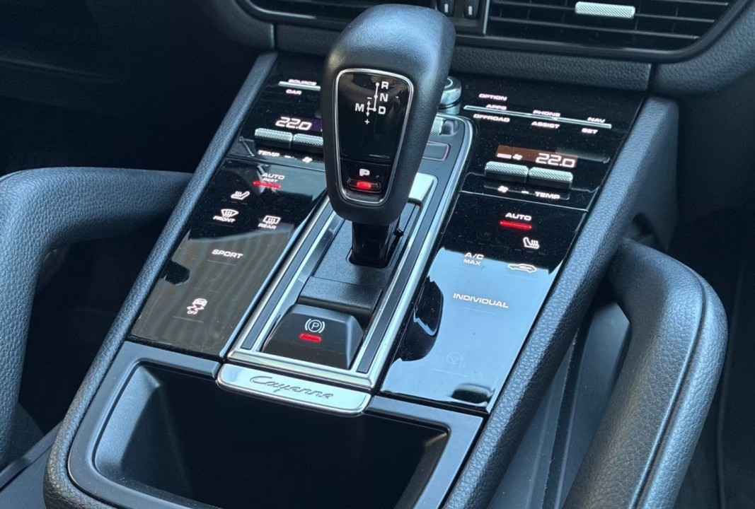Porsche Cayenne Platinum Edition - foto 9