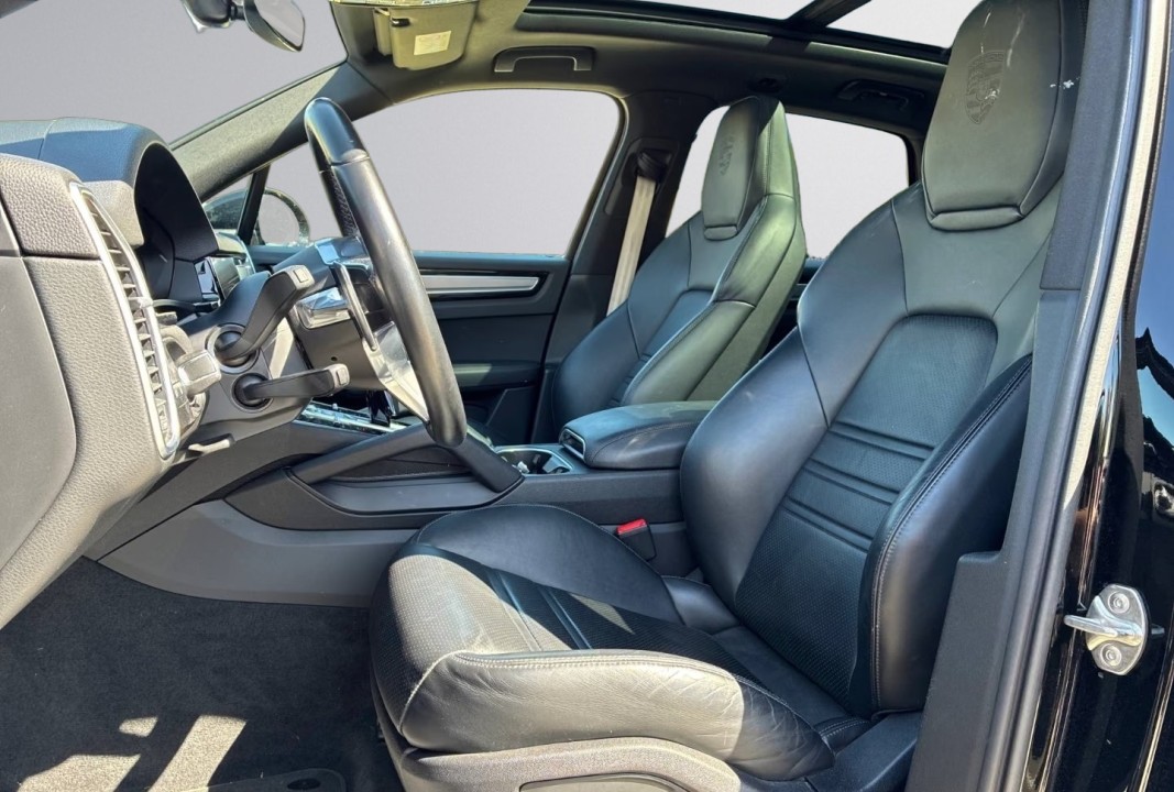 Porsche Cayenne Platinum Edition - foto 8