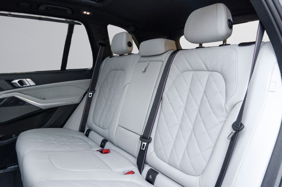 BMW X5 50e M-Sport - foto 9