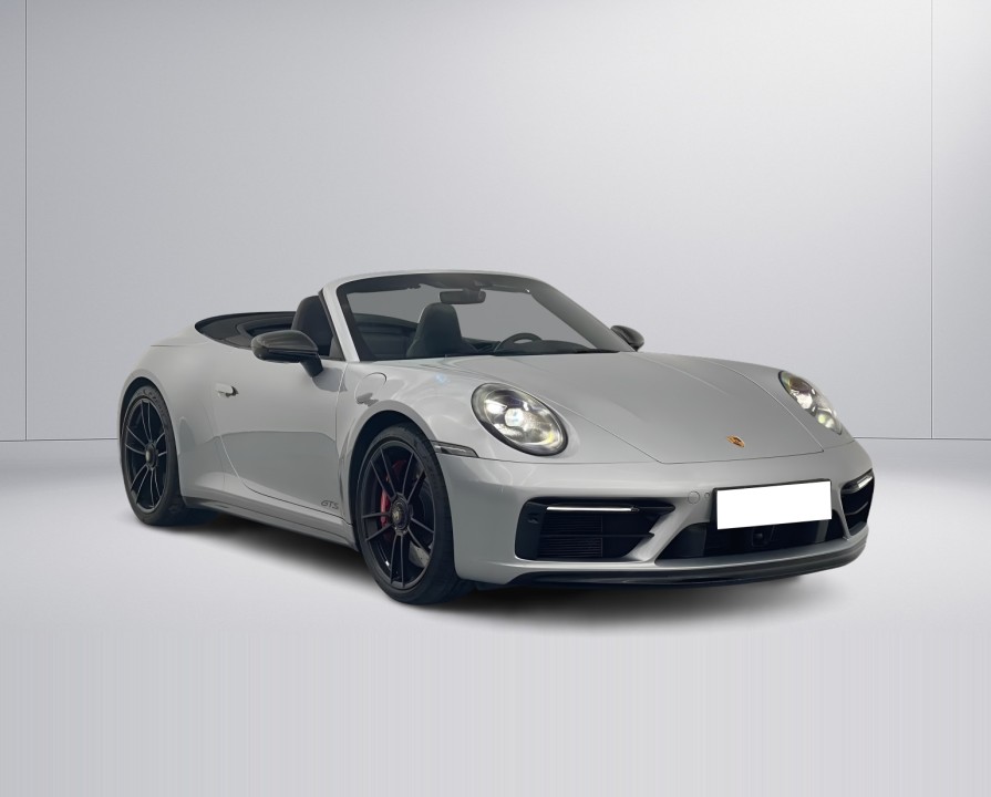 Porsche 911 GTS (2)