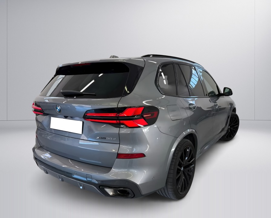 BMW X5 30d xDrive M-Sport (2)