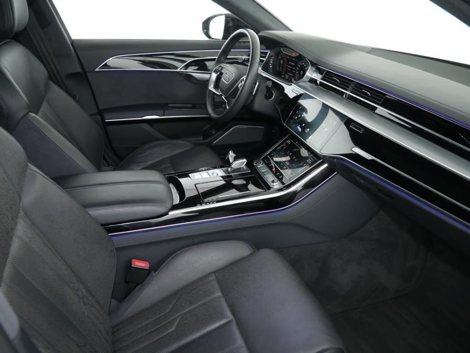 Audi A8 50 TDI - foto 8