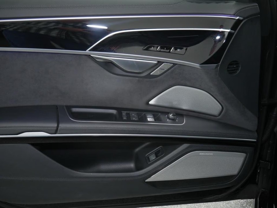Audi A8 50 TDI - foto 13