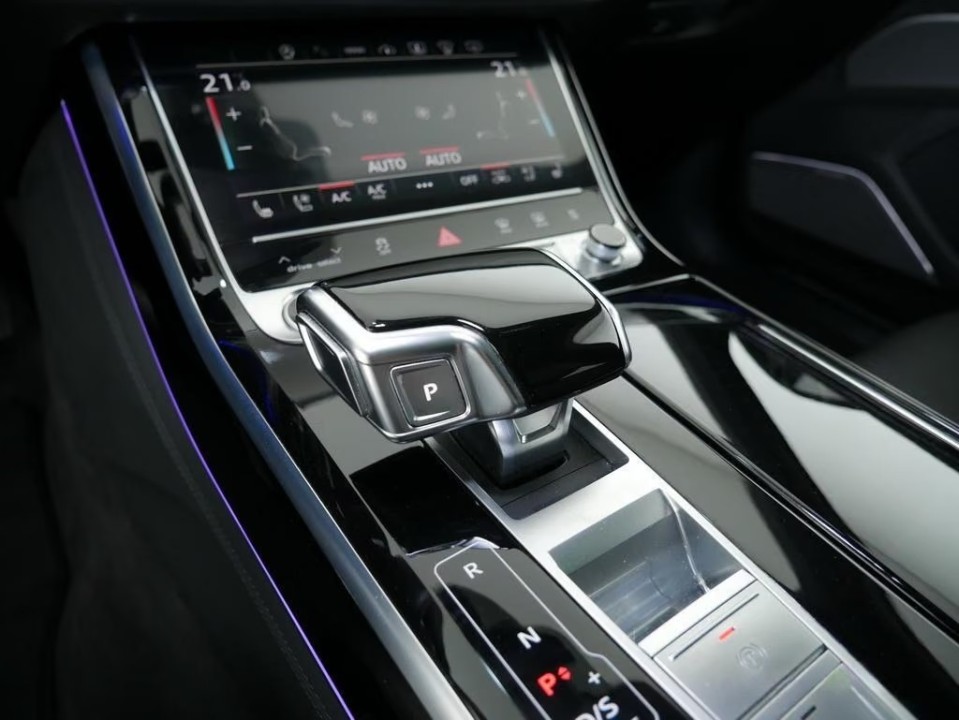 Audi A8 50 TDI - foto 10