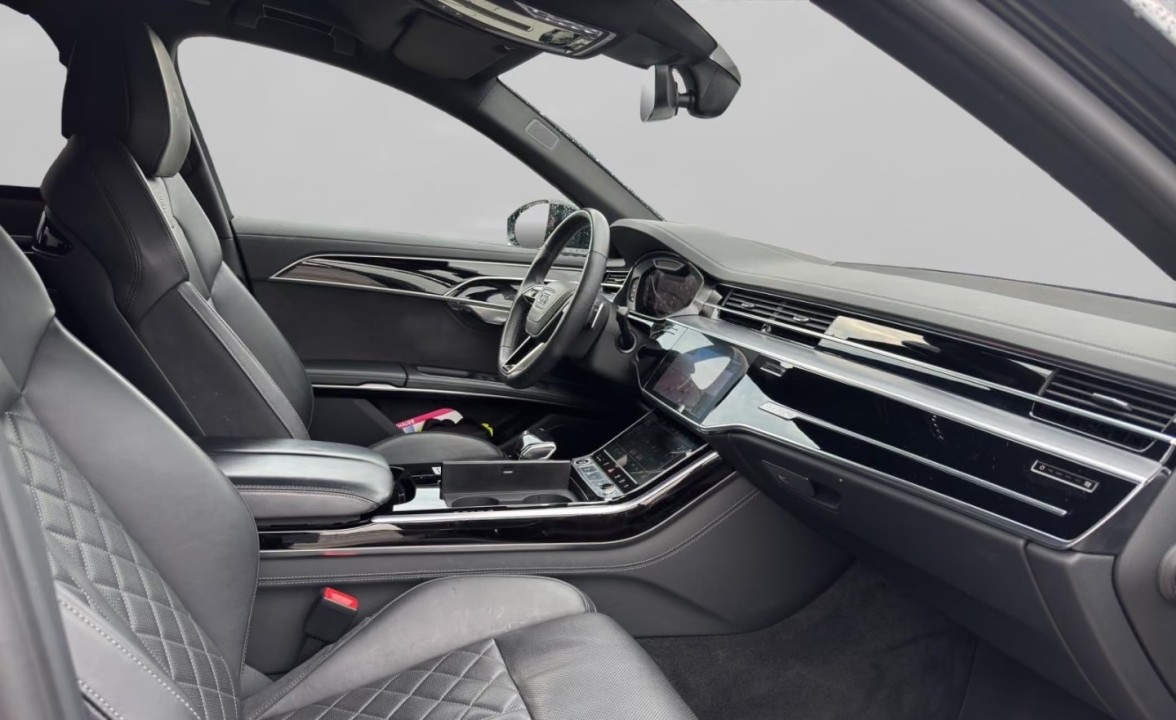 Audi A8 50 TDI Quattro S-Line - foto 12