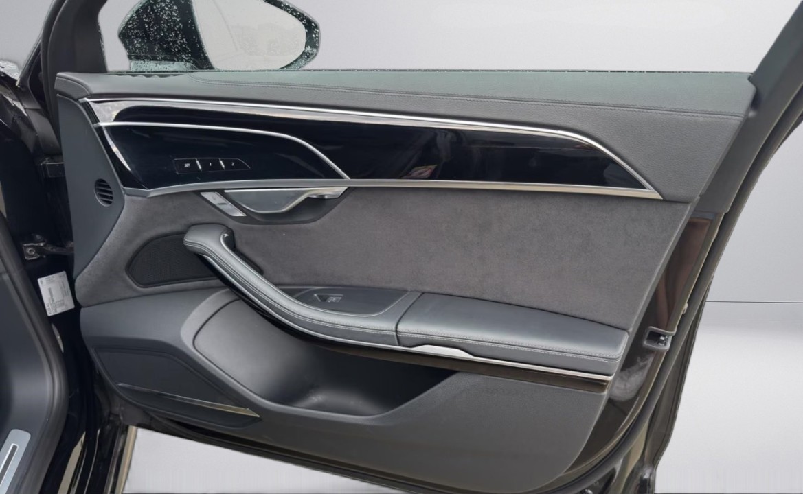 Audi A8 50 TDI Quattro S-Line - foto 19