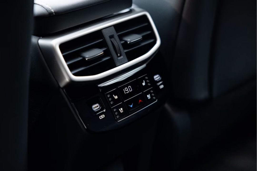 Lexus Seria RX 500h F-Sport - foto 29
