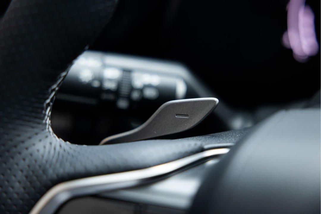 Lexus Seria RX 500h F-Sport - foto 18