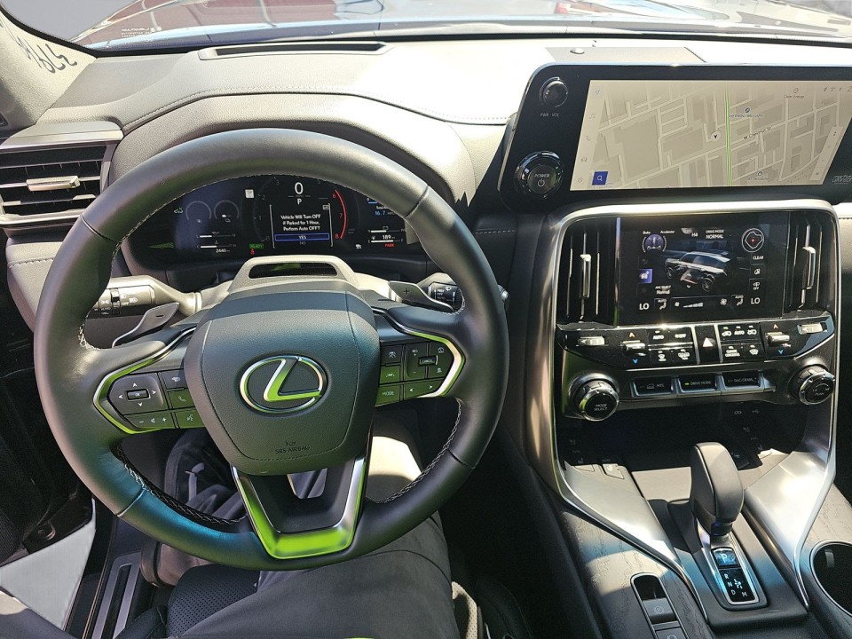 Lexus Seria LX 700h - foto 7