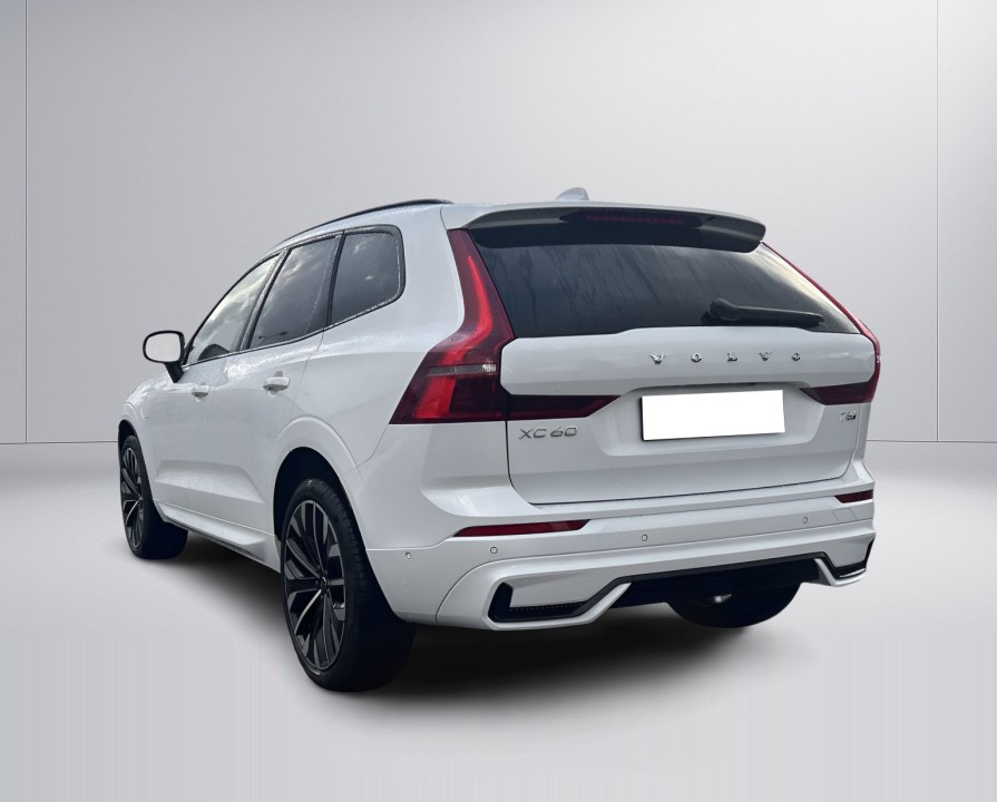 Volvo XC 60 T6 Plus Dark (3)