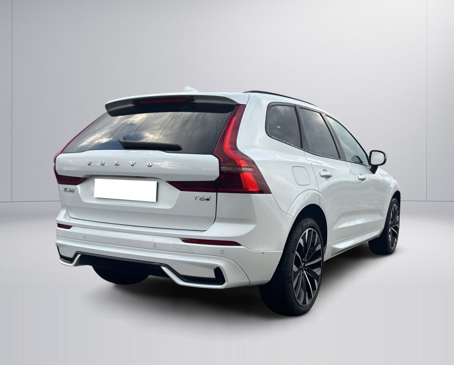 Volvo XC 60 T6 Plus Dark (2)