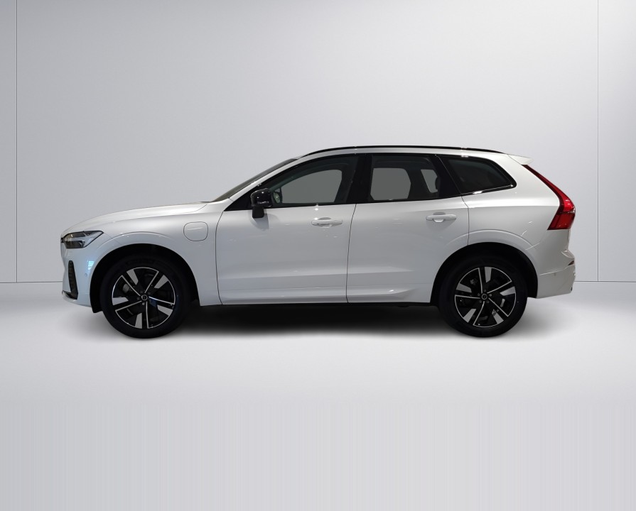 Volvo XC 60 T6 Plus Dark Nordic Edition (3)