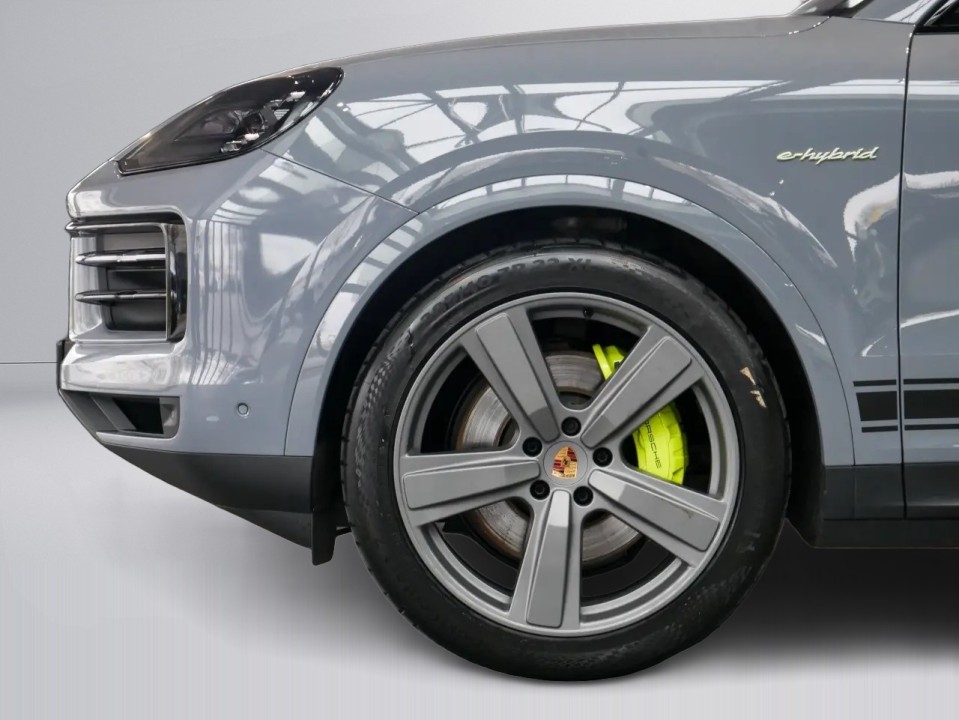 Porsche Cayenne Coupe - foto 29