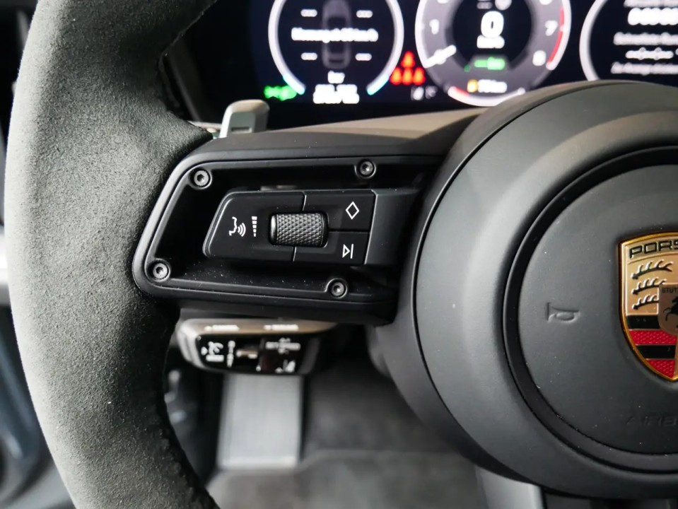 Porsche Cayenne Coupe - foto 14