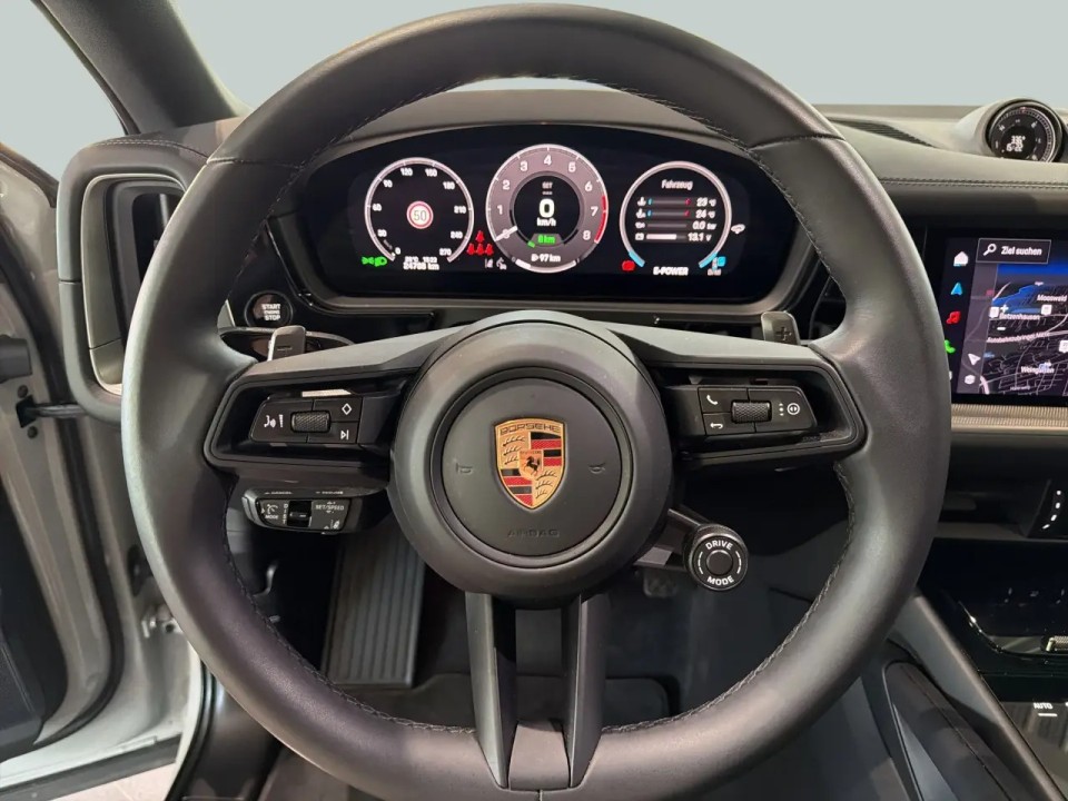 Porsche Cayenne Coupe - foto 6