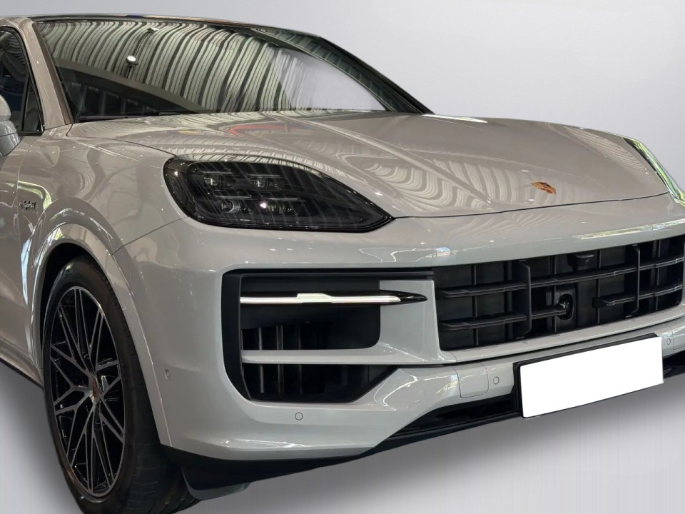 Porsche Cayenne Coupe - foto 30