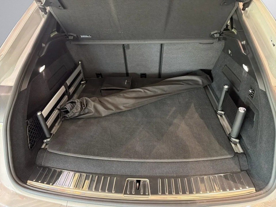 Porsche Cayenne Coupe - foto 28