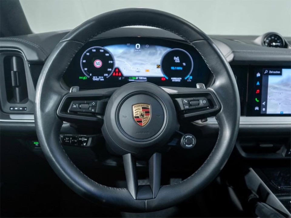 Porsche Cayenne Coupe E-Hybrid - foto 11