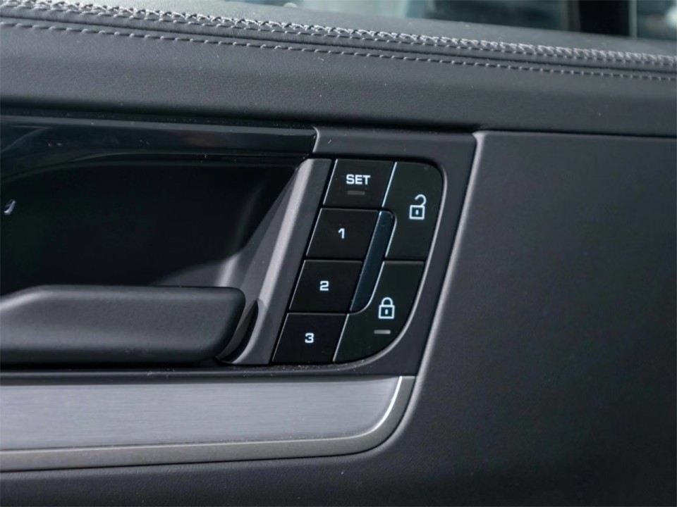 Porsche Cayenne Coupe E-Hybrid - foto 15