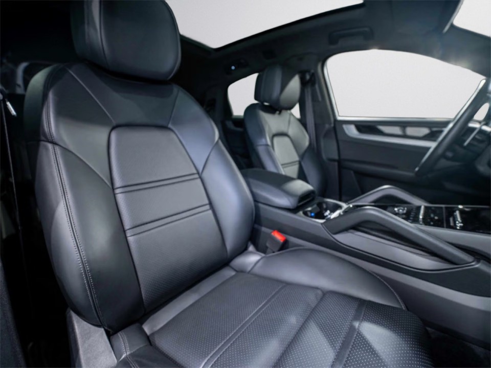 Porsche Cayenne Coupe E-Hybrid - foto 8