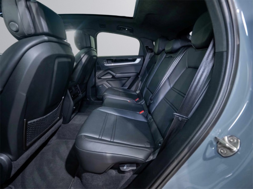 Porsche Cayenne Coupe E-Hybrid - foto 7
