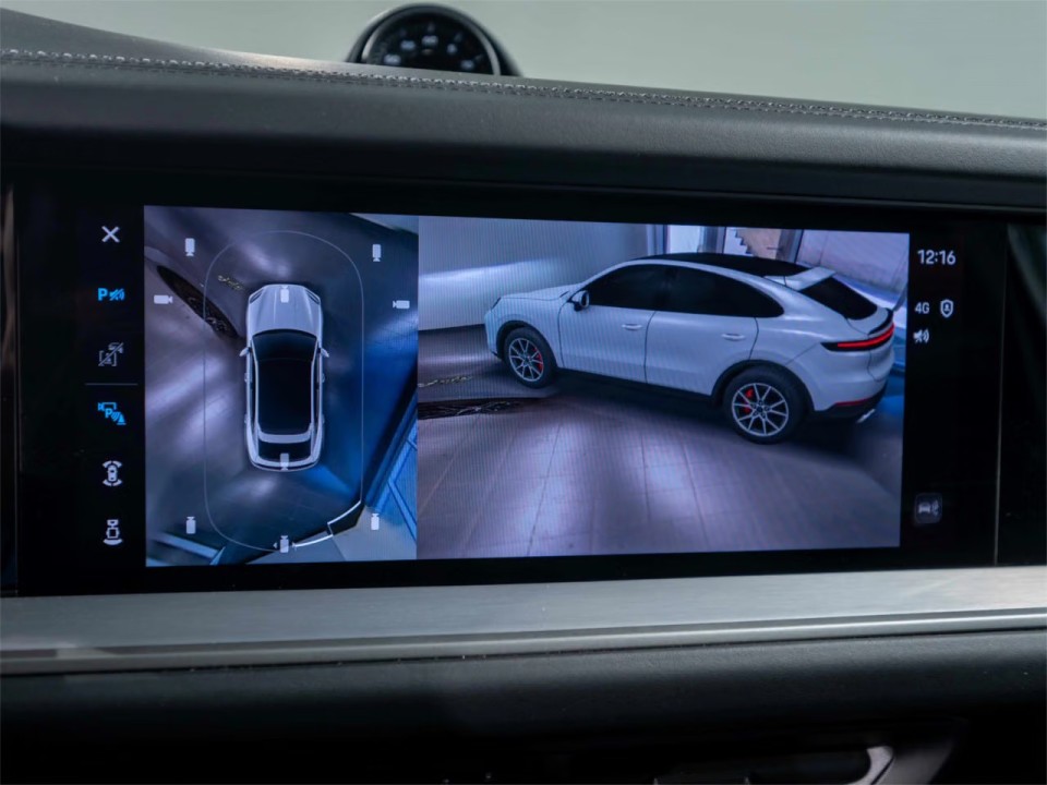 Porsche Cayenne Coupe E-Hybrid - foto 16