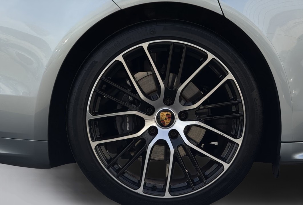 Porsche Panamera 4 Platinum Edition - foto 25