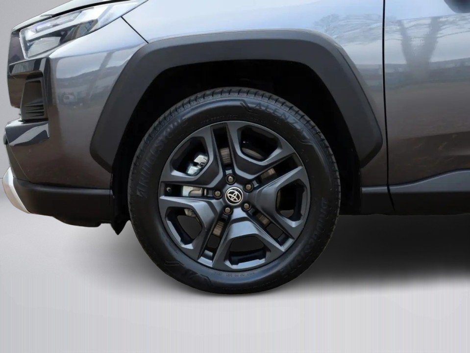 Toyota RAV4 - foto 33