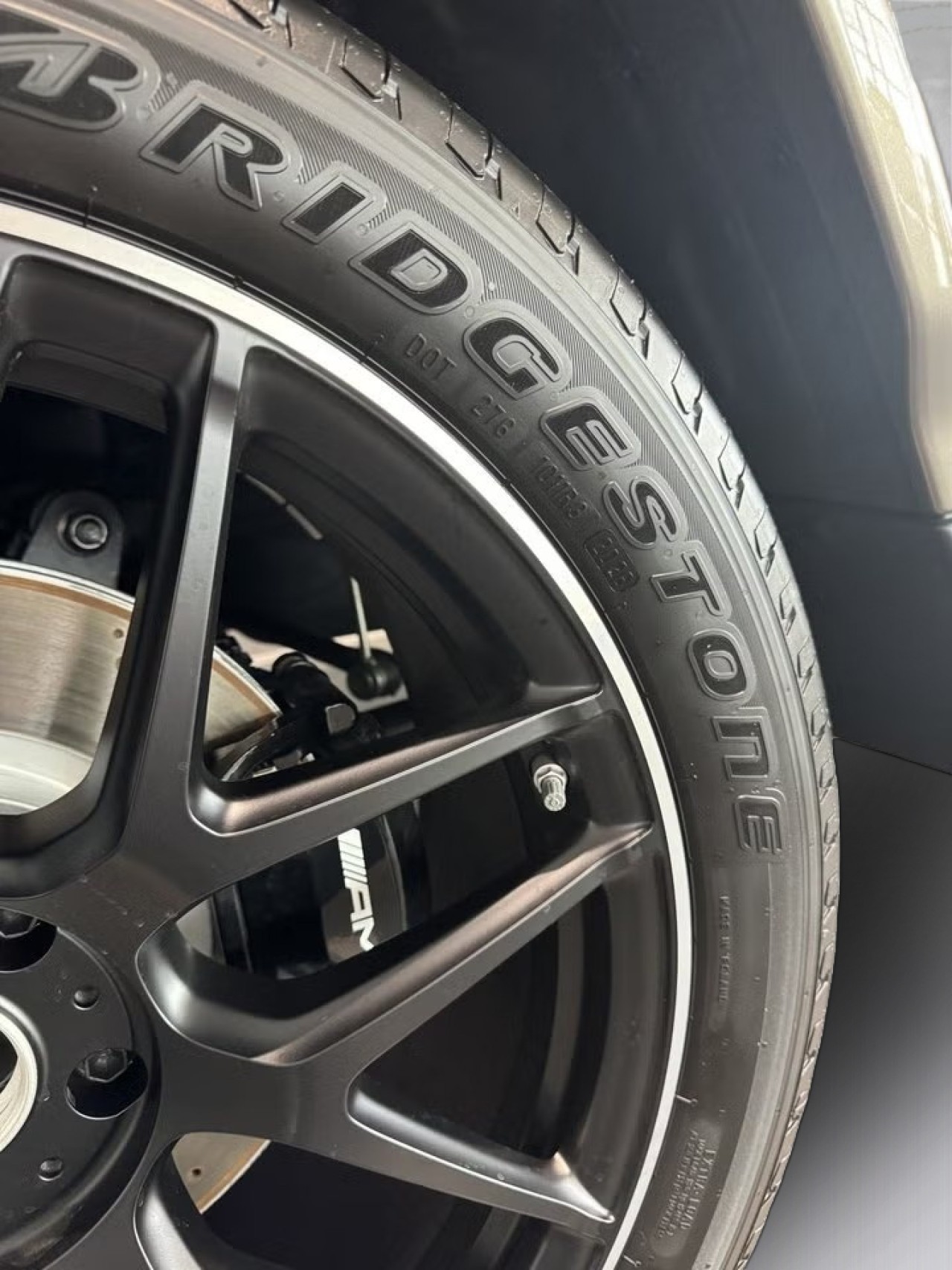 Mercedes-Benz G 63 AMG - foto 19