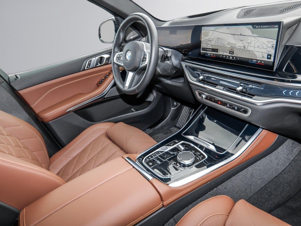 BMW X5 xDrive40i - foto 11