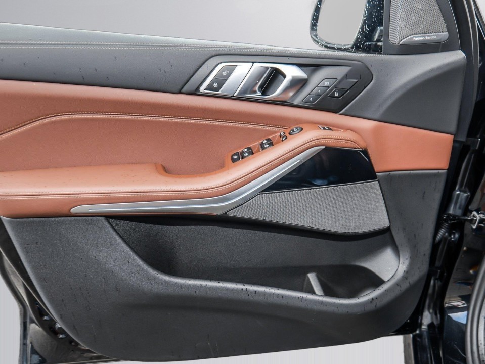 BMW X5 xDrive40i - foto 18