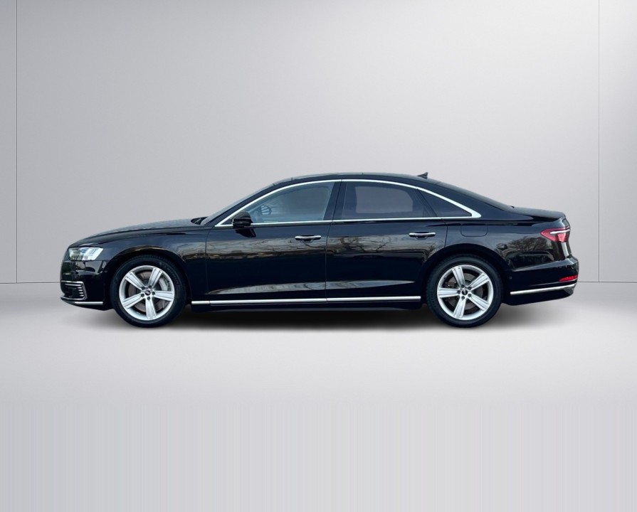Audi A8 60 TFSIe Quattro (3)