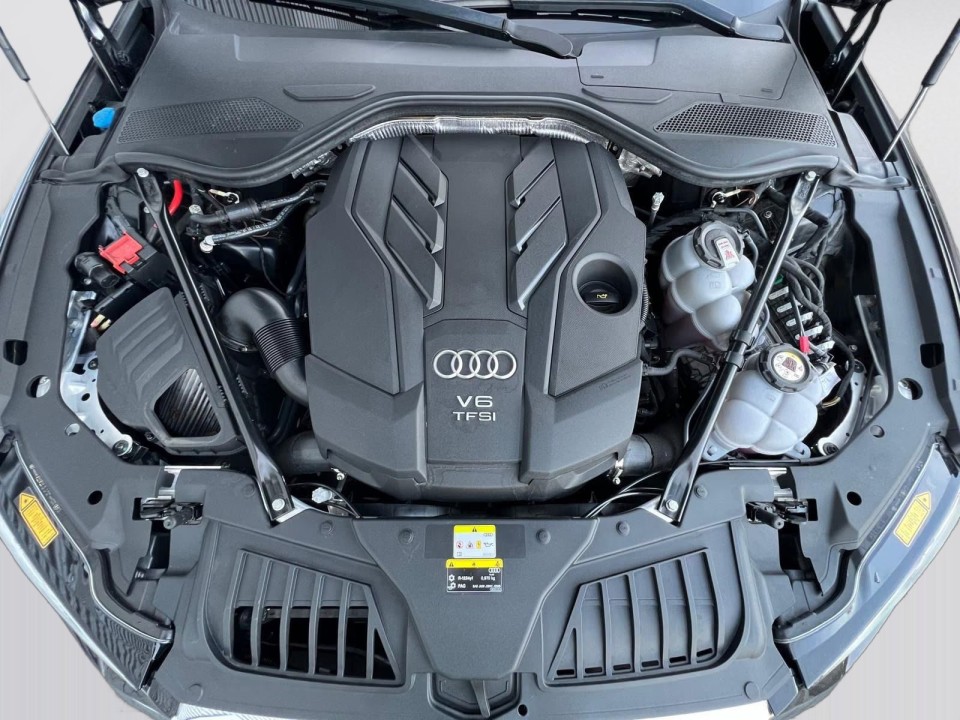 Audi A8 60 TFSIe Quattro - foto 14