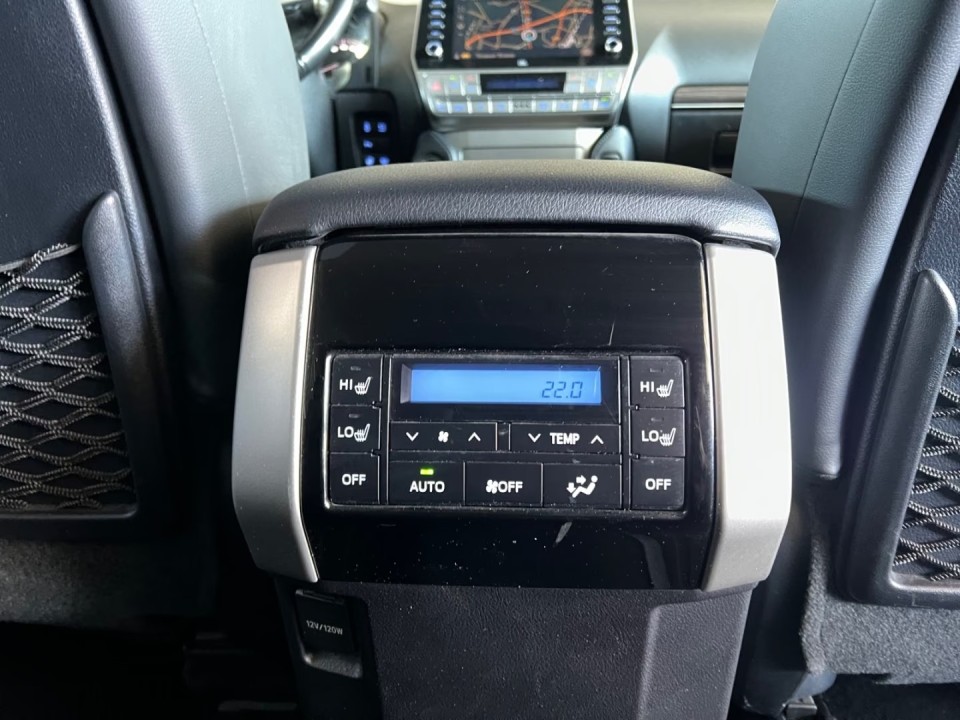 Toyota Land Cruiser Executive - foto 20