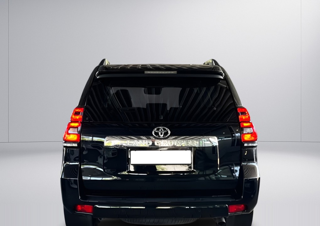 Toyota Land Cruiser Executive (4)
