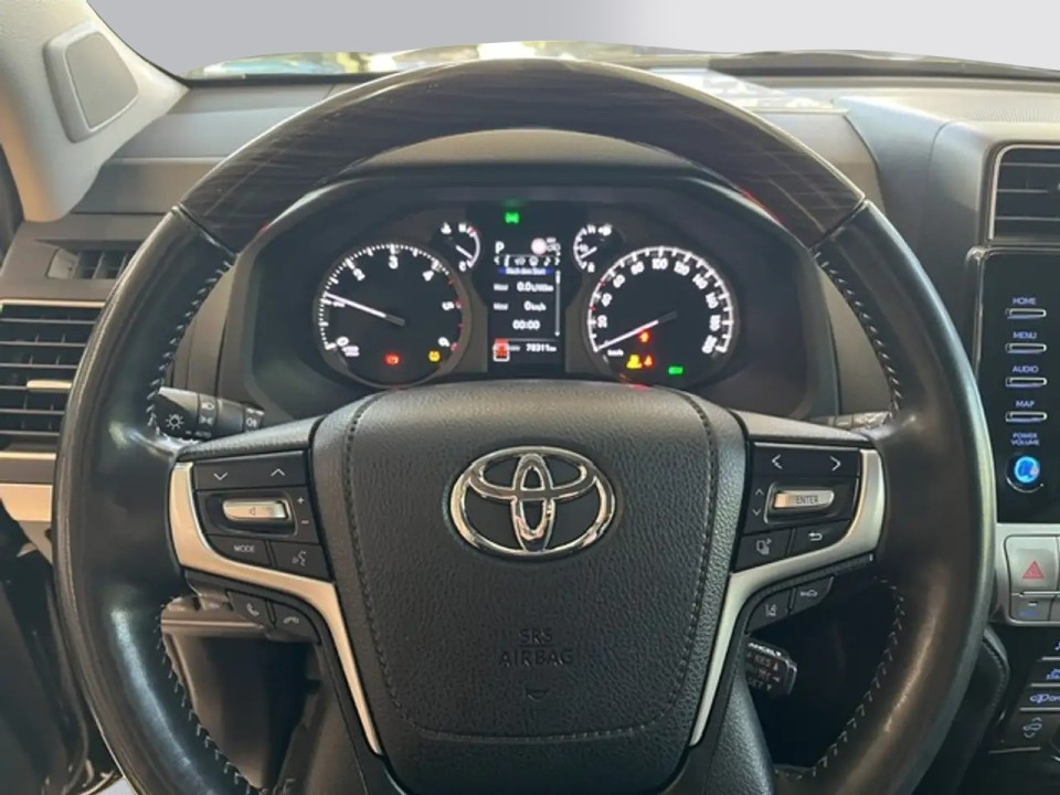 Toyota Land Cruiser (5)