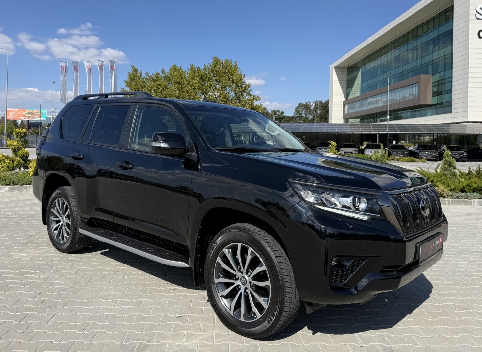 Toyota Land Cruiser (1)